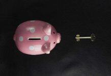 Third wave of longitudinal study reveals wide but closing gender gap in young New Zealanders’ financial capability