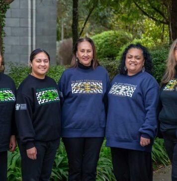 Toikura recognised for teaching excellence with Te Whatu Kairangi national award