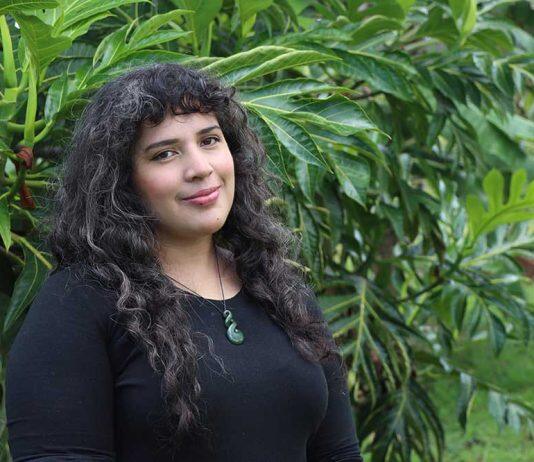 Distance student wins international award for research