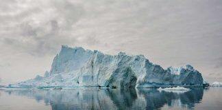 AI can map the outline and area of giant icebergs