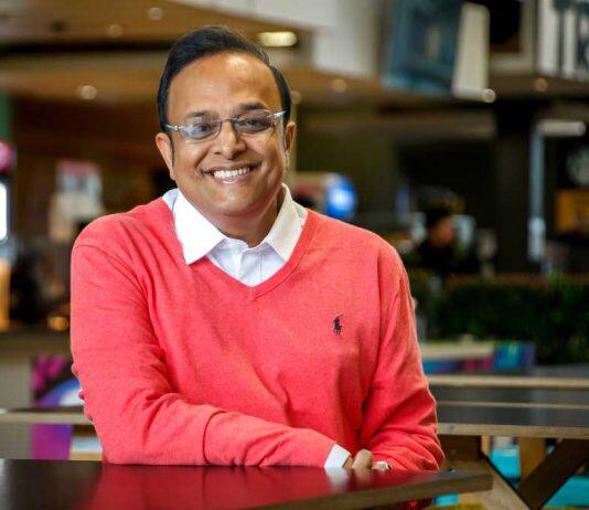 Professor Mohan Dutta receives award for applied communication scholarship