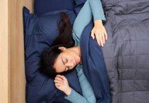 Western research shows men sleep better than women