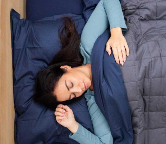 Western research shows men sleep better than women