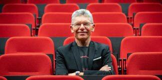 Theatre Professor awarded 2024 Kiwibank Local Hero medal
