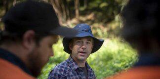 Ecologist Dr Joe Greet receives Australian Academy of Science Aboriginal and Torres Strait Islander Scientist Award