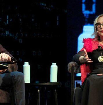 University of Auckland academics honour Linda Tuhiwai Smith