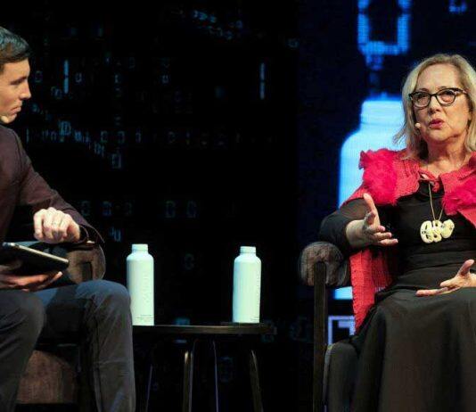 University of Auckland academics honour Linda Tuhiwai Smith