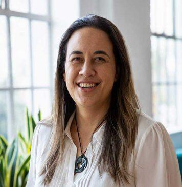 Inspiring MBA student wins tech award