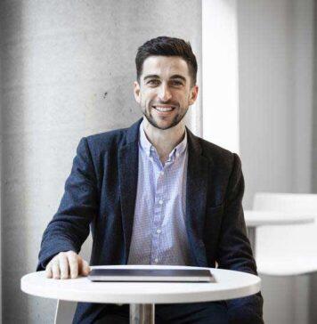 UTS pain management expert wins 2024 NSW Young Tall Poppy