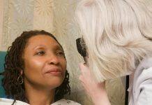 New research shows socioeconomic status shapes access to cataract surgery