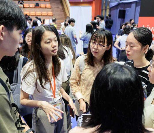 Inaugural NUS CHS Career & Internship Fair 2024 draws over 60 leading employers offering jobs and internship opportunities