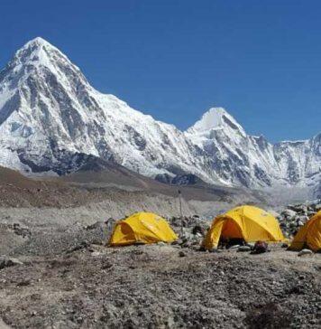 Research to explore why Everest glacier is so warm