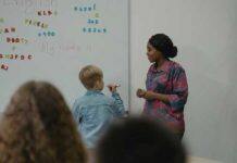 Study finds England’s trainee teachers excel in early reading instruction