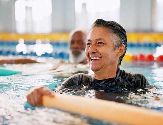 Older adults benefit from exercising with people in their local area