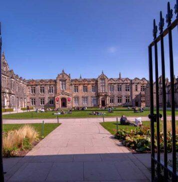 St Andrews holds top spot in Scotland in Complete University Guide