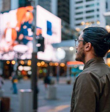 Manchester researcher shows how everyday feelings shape political processes