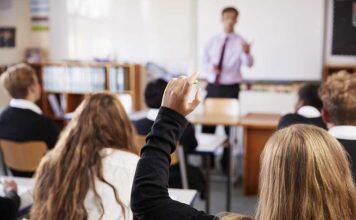Study examines why a third of new teachers quit within five years