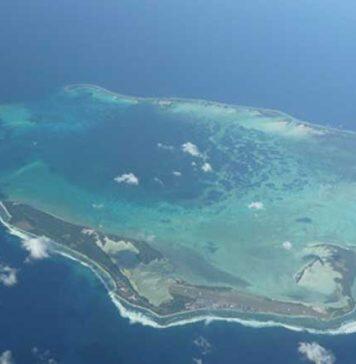 Continents peel from below, triggering oceanic volcanoes